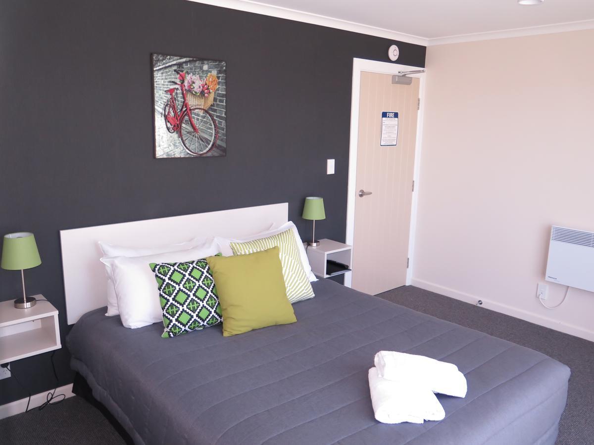 Wheels And Reels Accommodation Mossburn Exterior foto